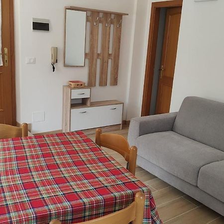 Casa Lucianer Leilighet Molveno Eksteriør bilde