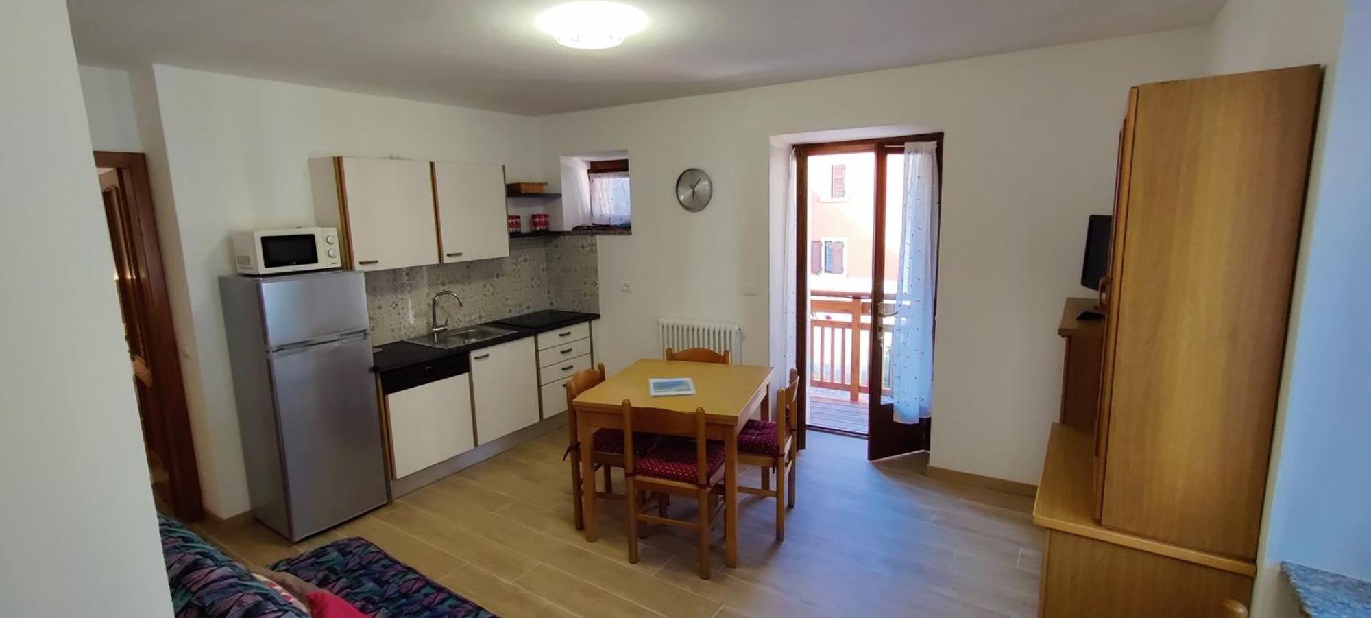 Casa Lucianer Leilighet Molveno Eksteriør bilde